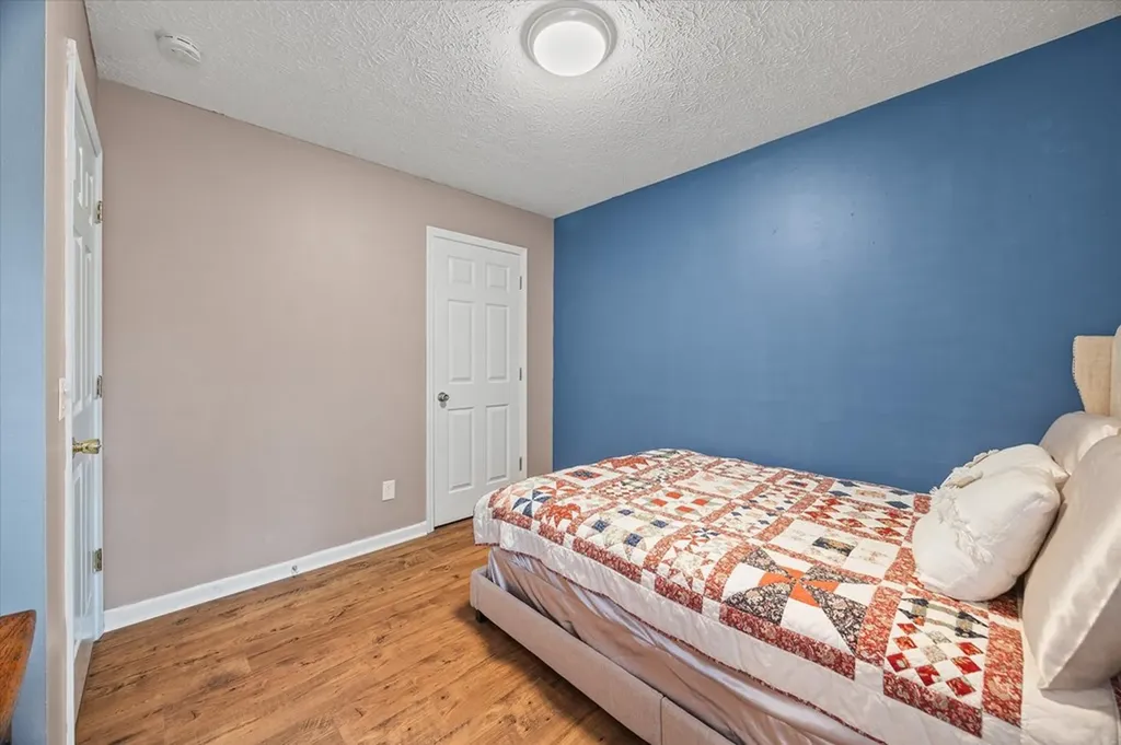 3520 Pointe Cove Circle Cookeville TN 38506