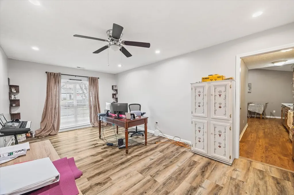 3520 Pointe Cove Circle Cookeville TN 38506