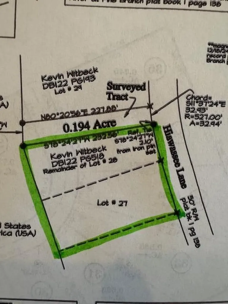 27 & 28 Hiawassee Lane Celina TN 38551