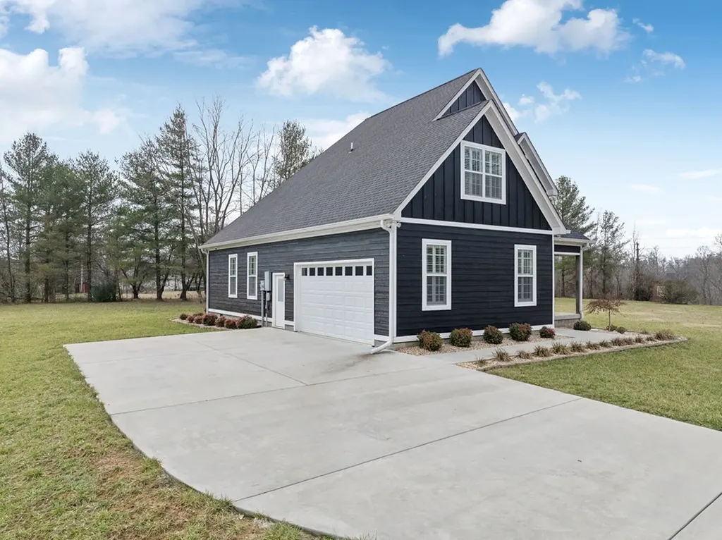 116 Lakewood Circle Smithville TN 37166