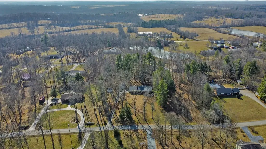 642 Mimosa Lane Crossville TN 38572