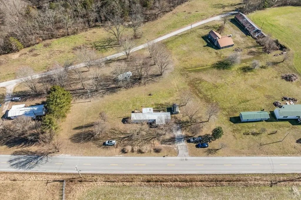 3570 Jamestown Highway Alpine TN 38543