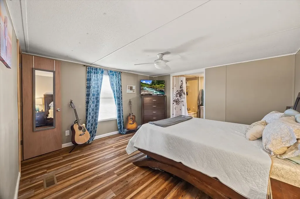 3570 Jamestown Highway Alpine TN 38543