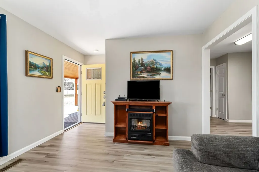 9443 Griffith Road Pikeville TN 37367