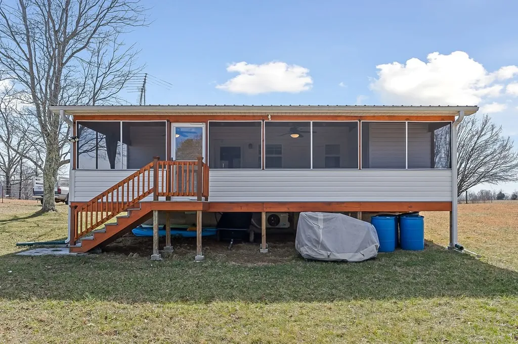 9443 Griffith Road Pikeville TN 37367