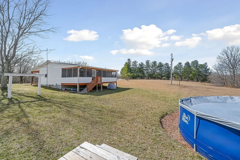 9443 Griffith Road Pikeville TN 37367