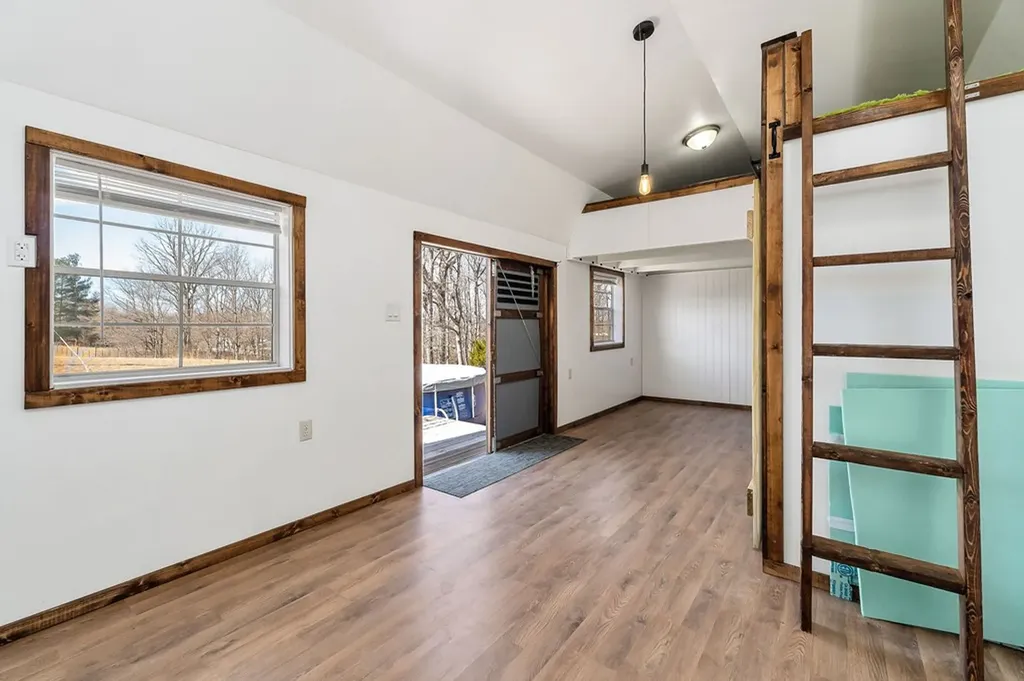 9443 Griffith Road Pikeville TN 37367