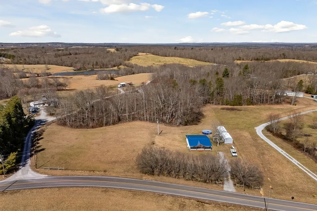 9443 Griffith Road Pikeville TN 37367