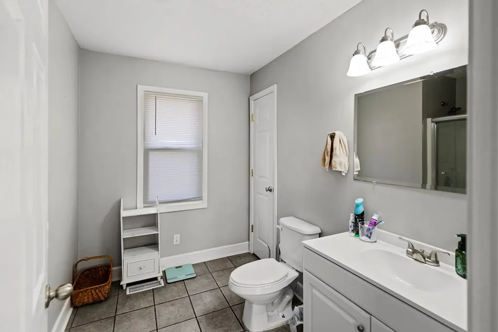 215 Oakwood Sparta TN 38583