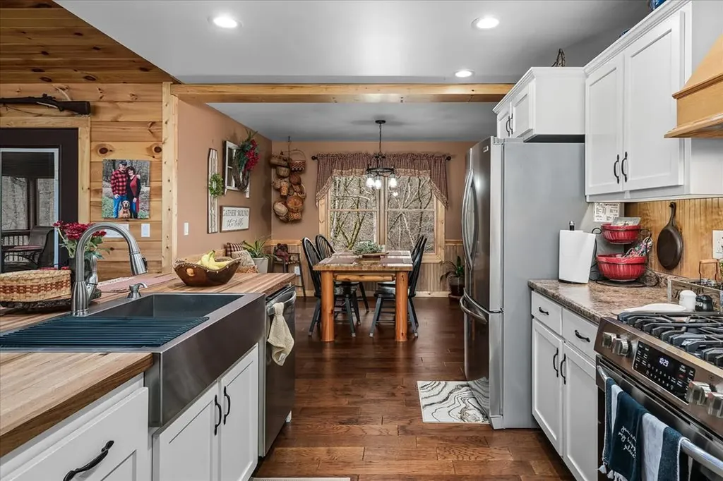 253 Hiawassee Lane Celina TN 38551