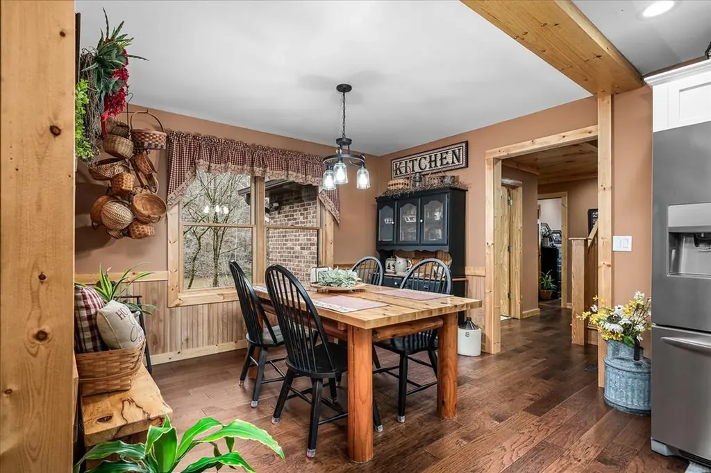 253 Hiawassee Lane Celina TN 38551