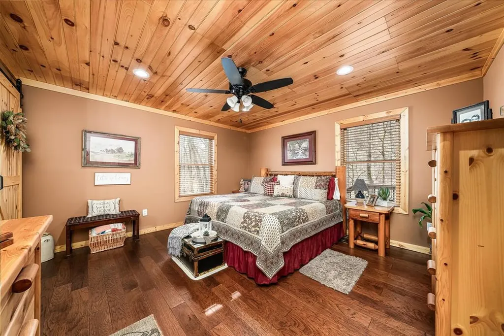 253 Hiawassee Lane Celina TN 38551