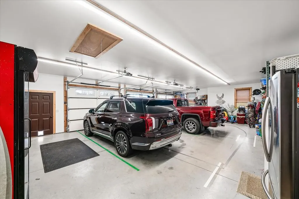 253 Hiawassee Lane Celina TN 38551