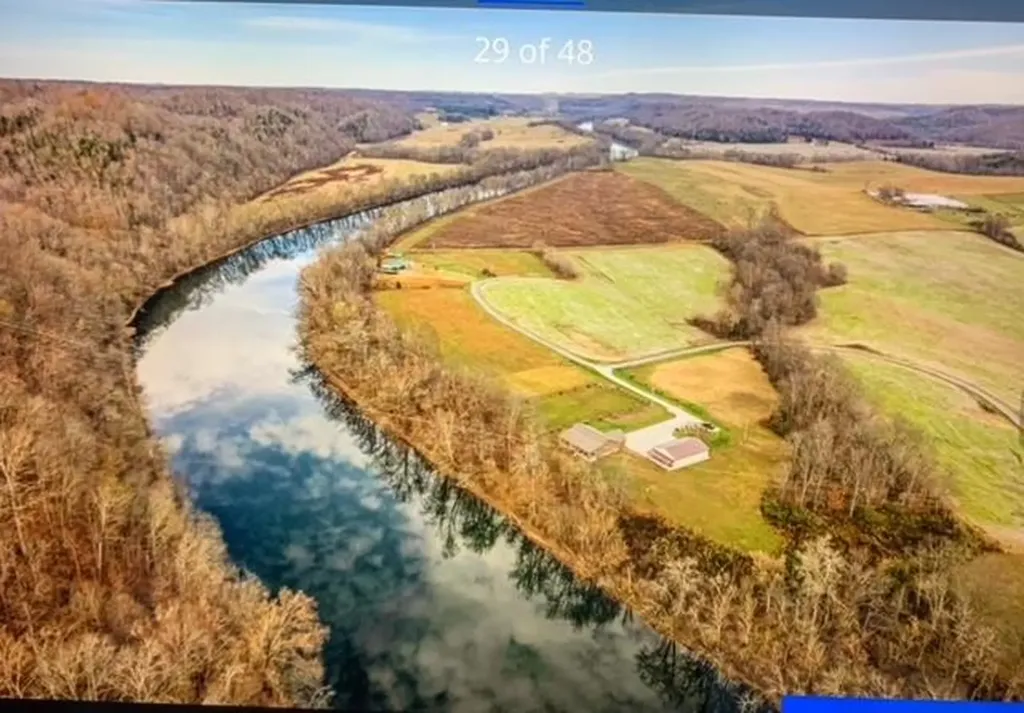 253 Hiawassee Lane Celina TN 38551