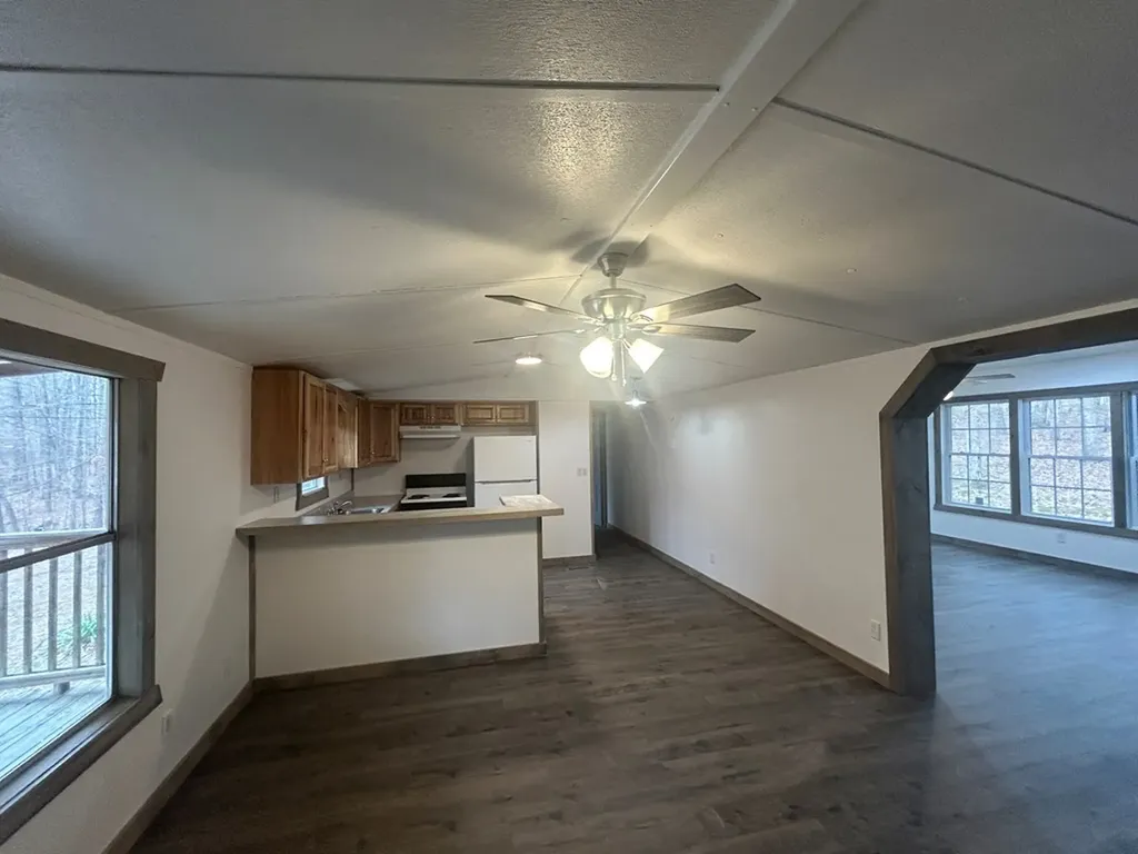 994 Pioneer Road Grimsley TN 38565