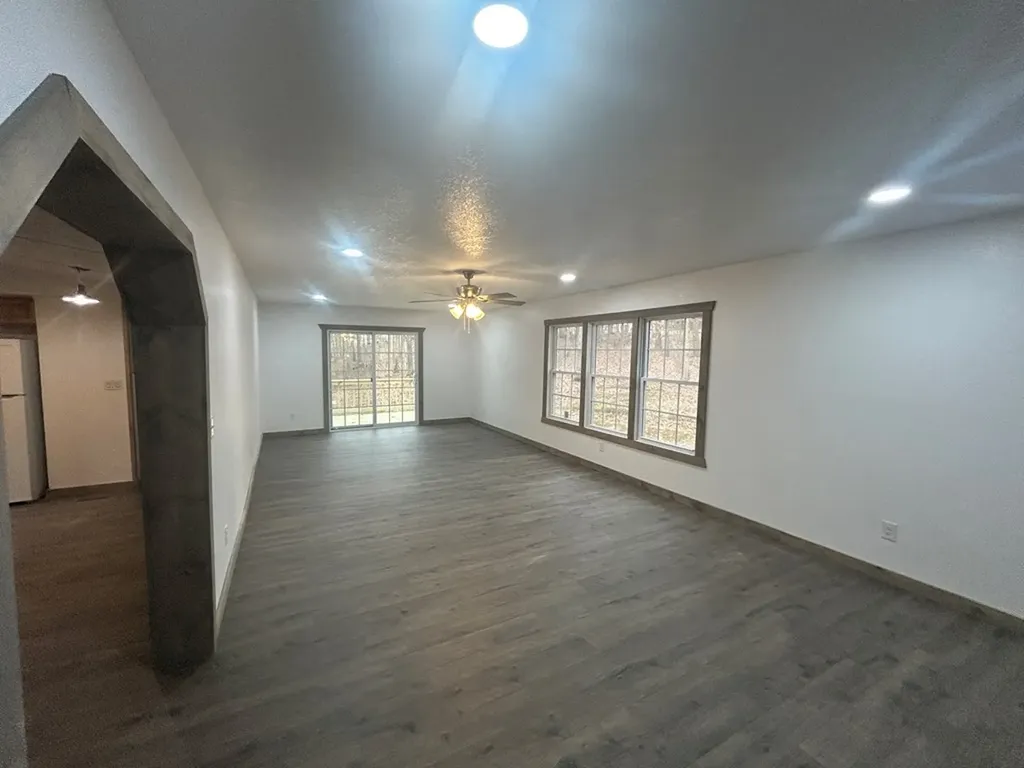 994 Pioneer Road Grimsley TN 38565