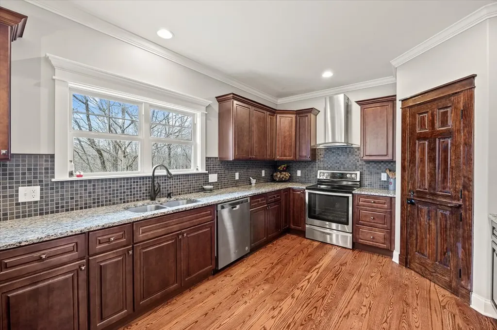 750 Brotherton Drive Cookeville TN 38506