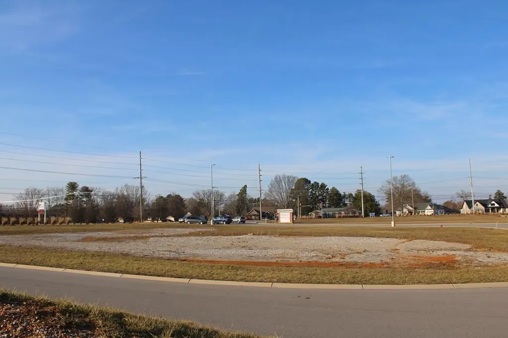 0 Old Kentucky Cookeville TN 38501