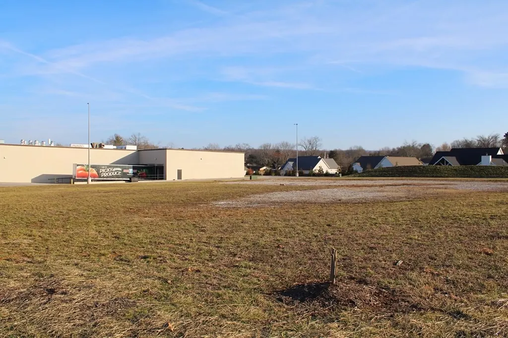 0 Old Kentucky Cookeville TN 38501
