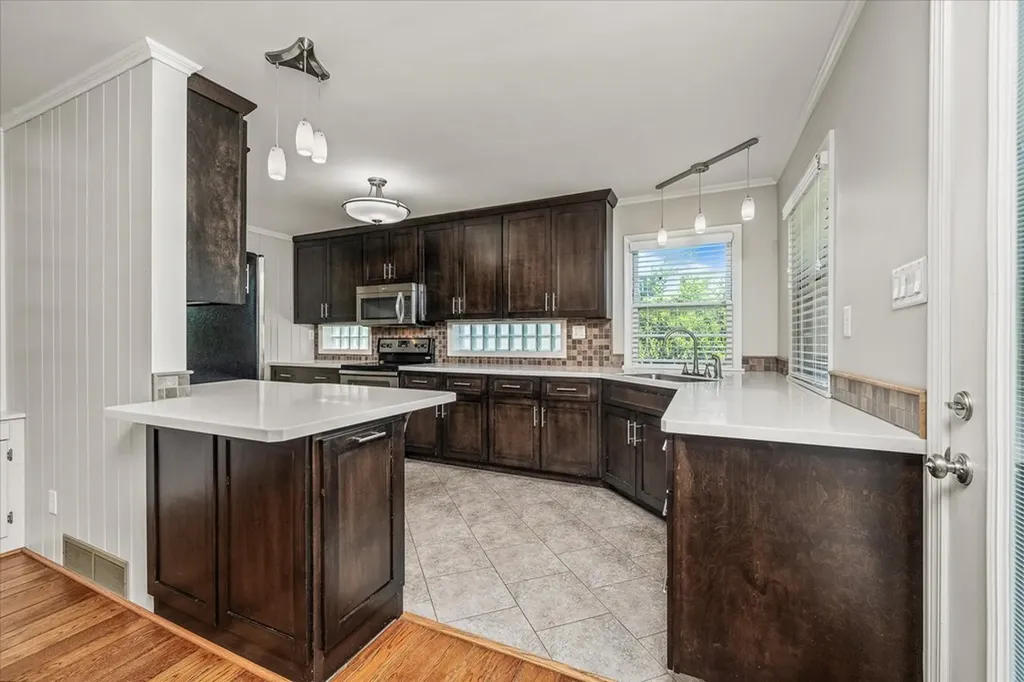 515 E 4th Street Cookeville TN 38501