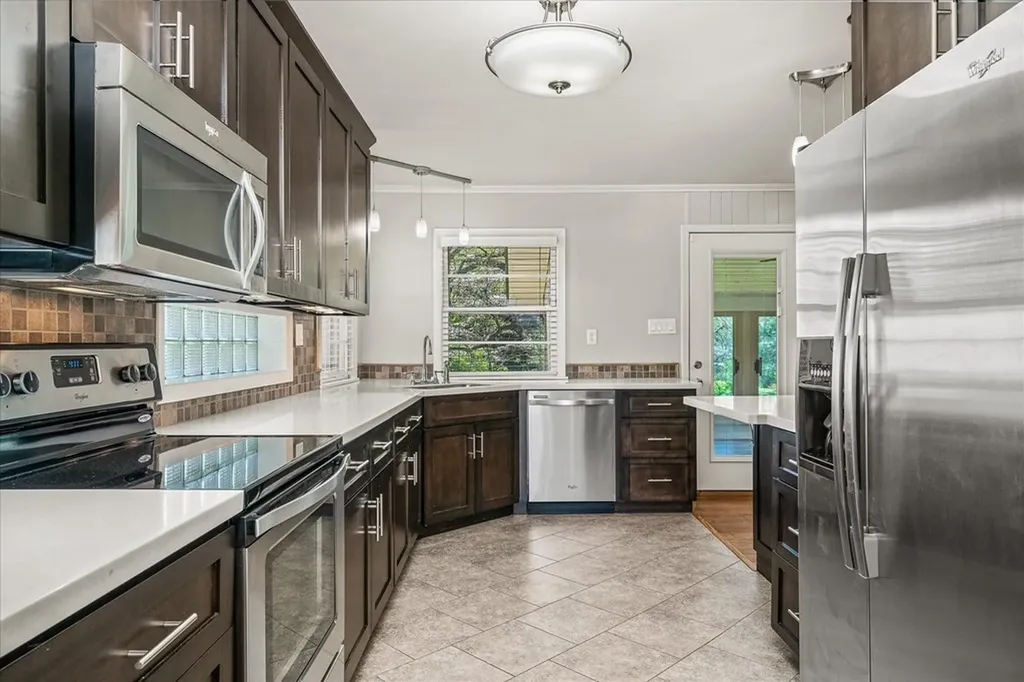 515 E 4th Street Cookeville TN 38501