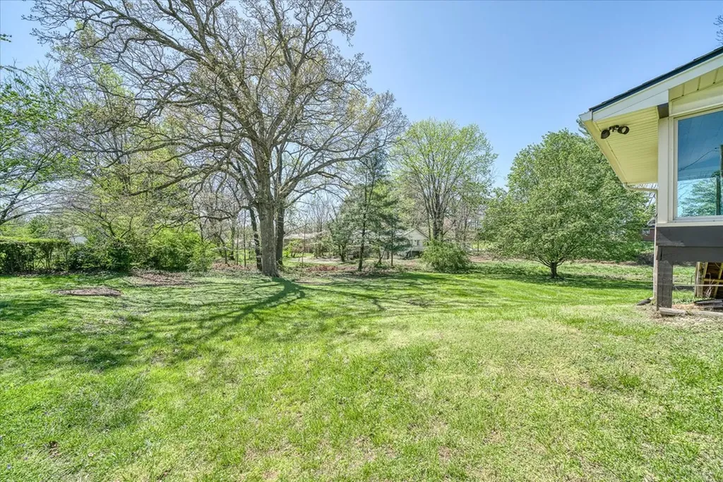 515 E 4th Street Cookeville TN 38501