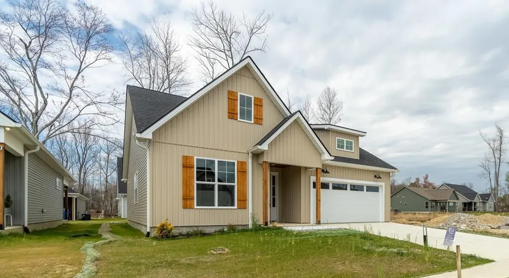 1608 Daly Drive Cookeville TN 38506