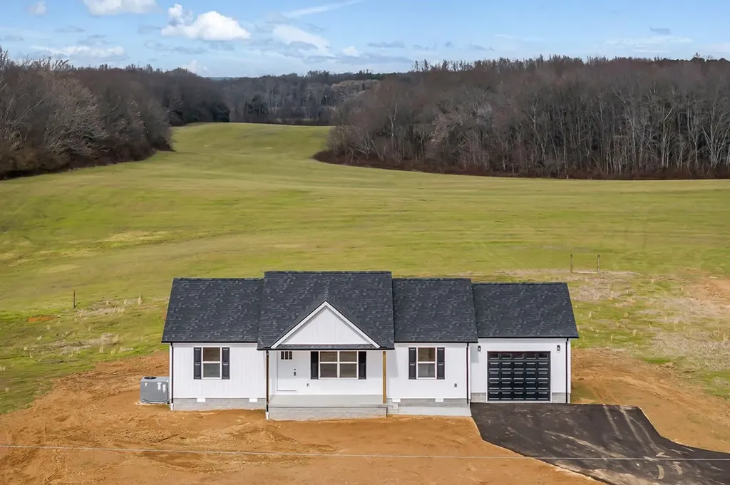 1158 Frank Anderson Road Sparta TN 38583