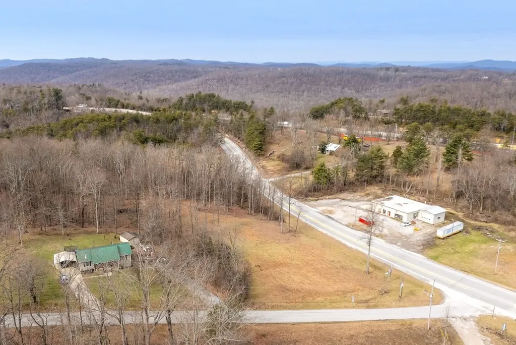 1101 Bee Rock Monterey TN 38574