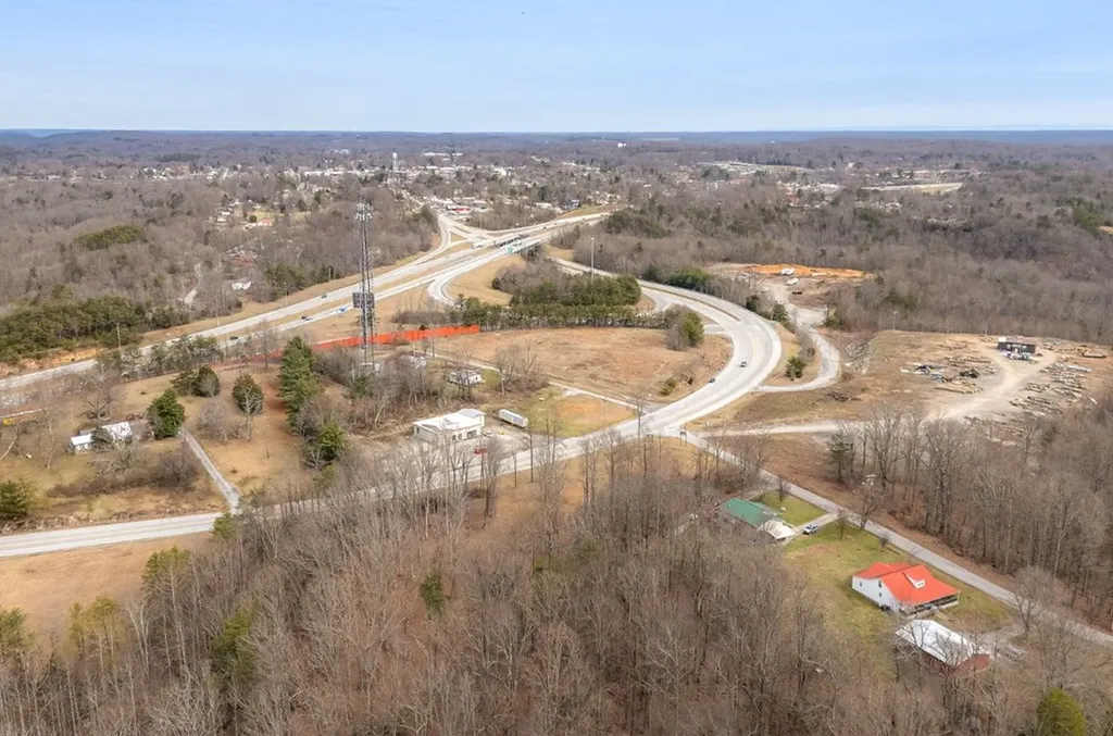 1101 Bee Rock Monterey TN 38574