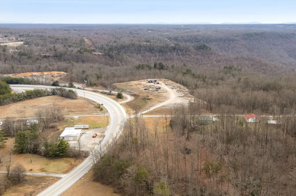 1101 Bee Rock Monterey TN 38574