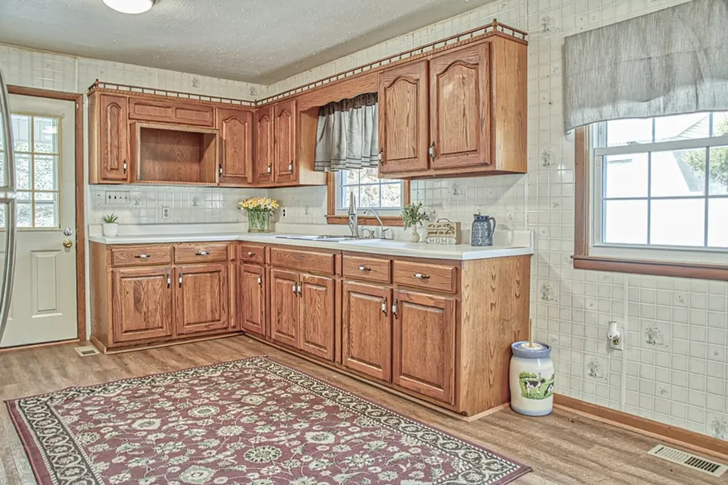 118 Effie Allen Lane Hilham TN 38568