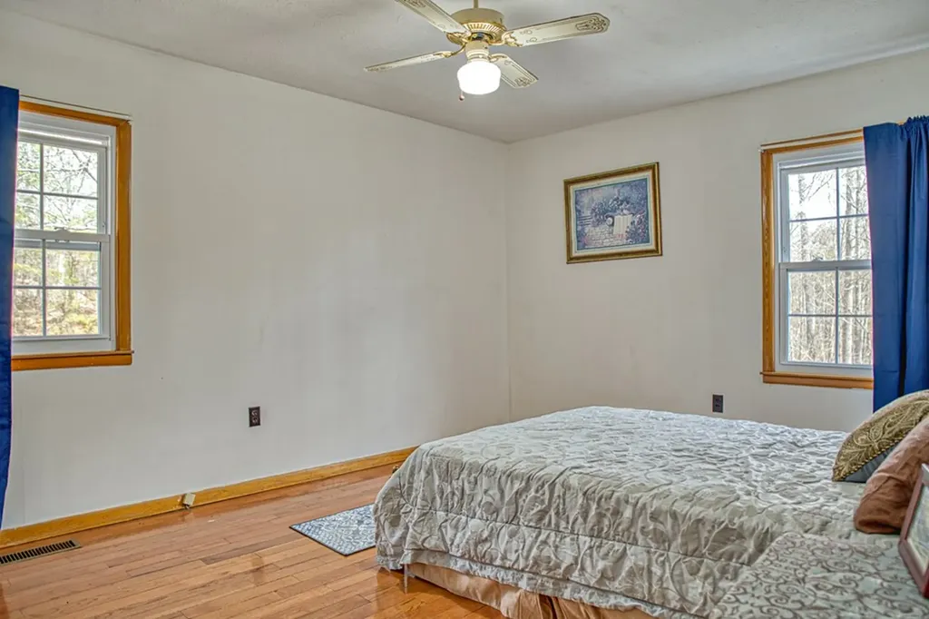 118 Effie Allen Lane Hilham TN 38568