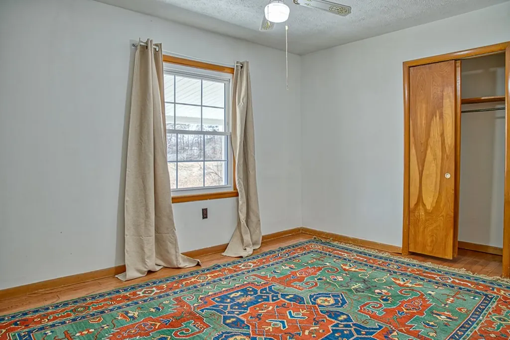 118 Effie Allen Lane Hilham TN 38568