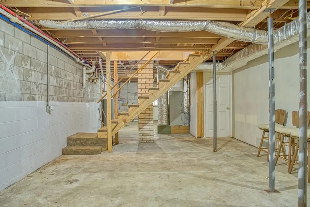 118 Effie Allen Lane Hilham TN 38568