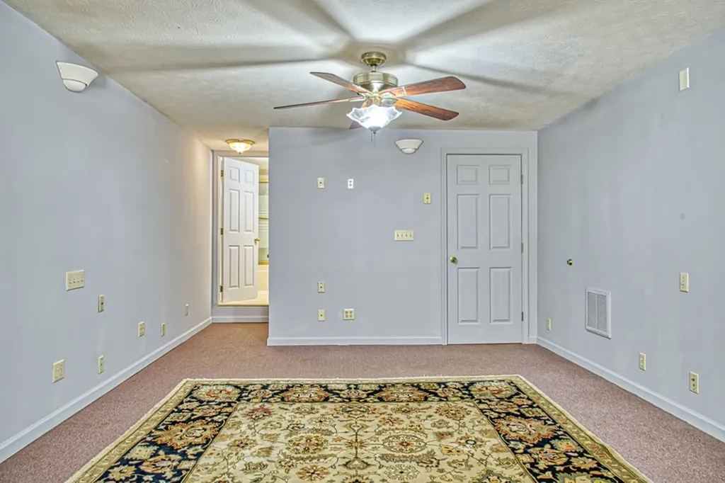 118 Effie Allen Lane Hilham TN 38568