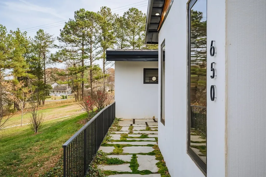 650 W 12th Street Cookeville TN 38501