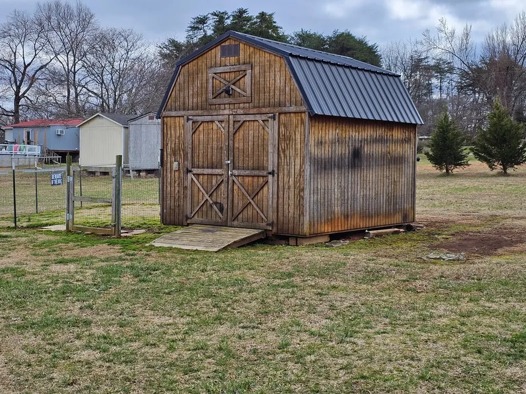 8024 Masters Road Cookeville TN 38501