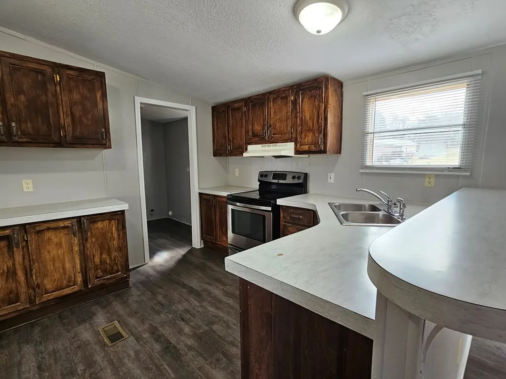 8024 Masters Road Cookeville TN 38501