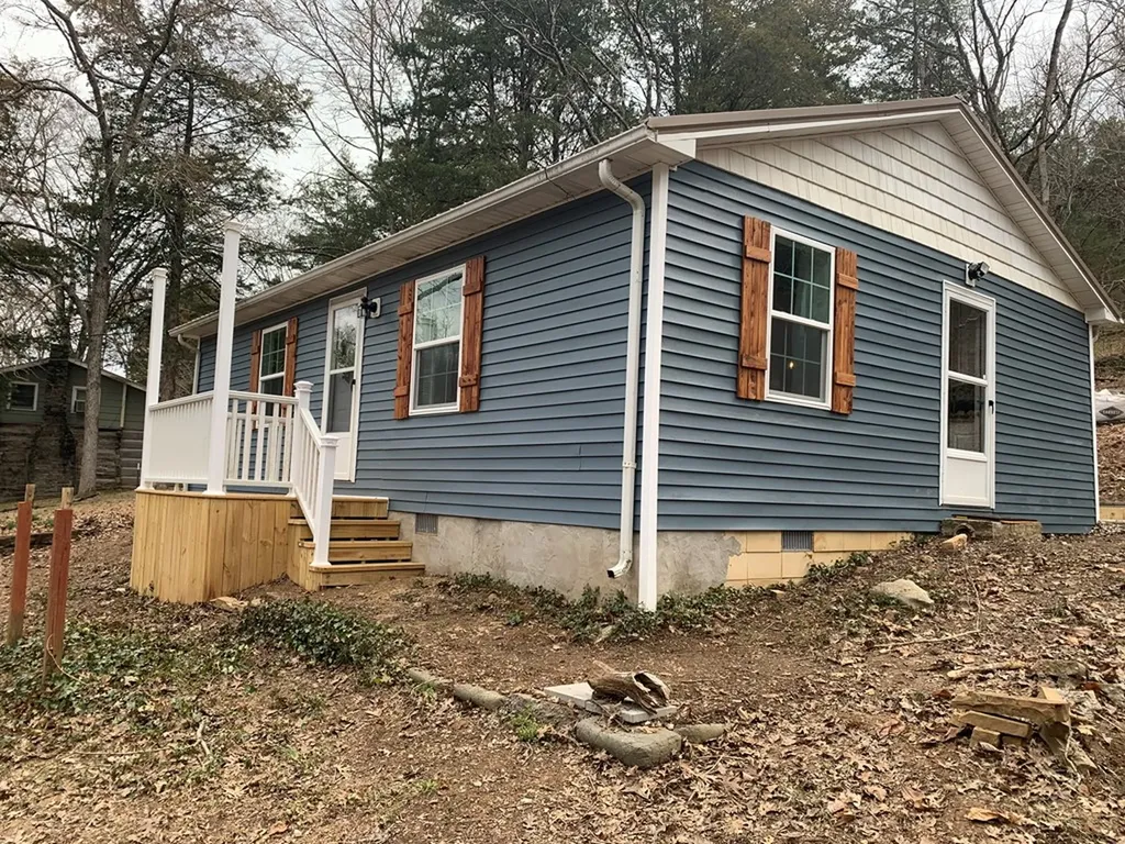 313 Ben Myers Lane Gainesboro TN 38562