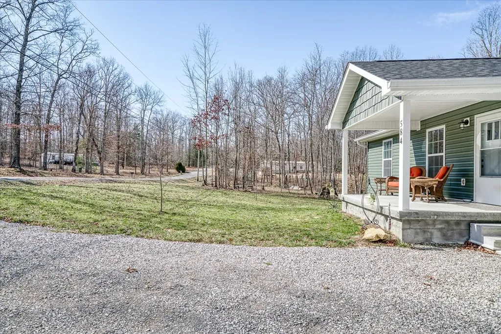 584 Trimmer Lane Jamestown TN 38556