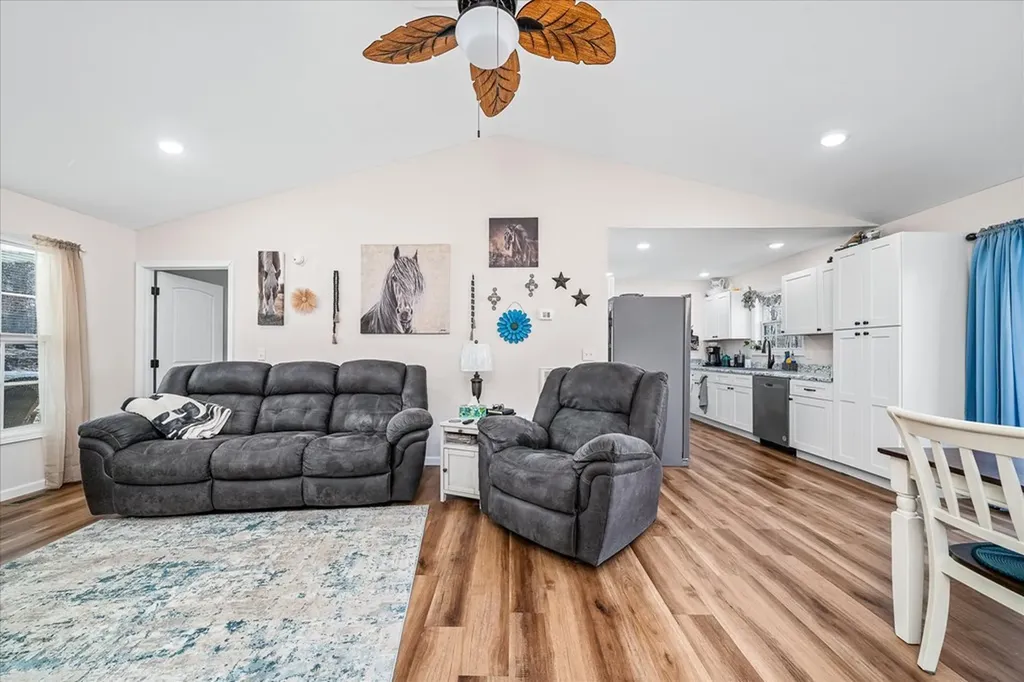 584 Trimmer Lane Jamestown TN 38556