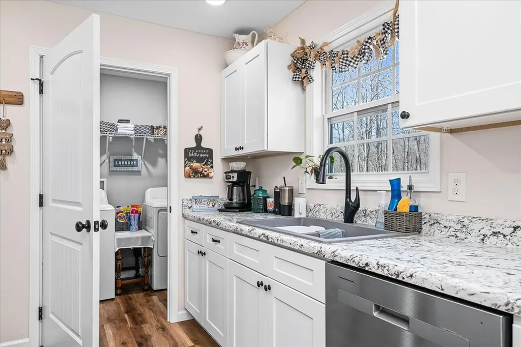 584 Trimmer Lane Jamestown TN 38556