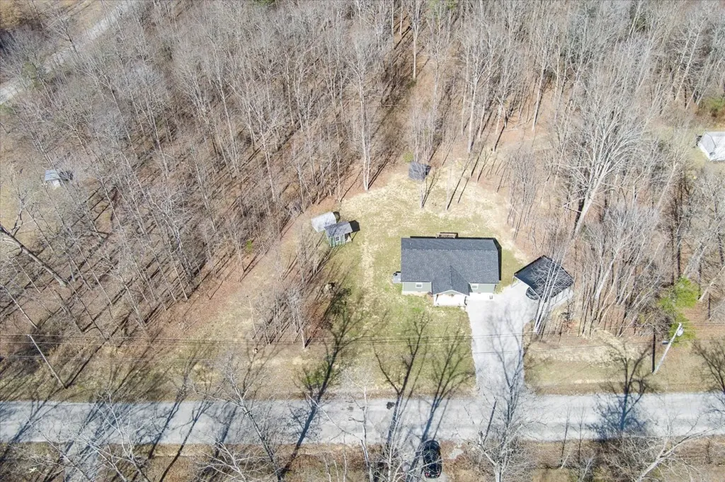 584 Trimmer Lane Jamestown TN 38556