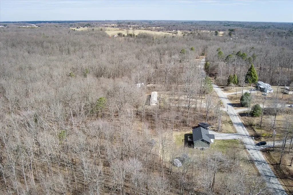 584 Trimmer Lane Jamestown TN 38556