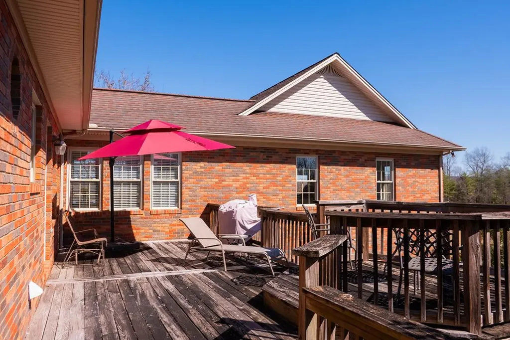 845 Mcminnville Highway Sparta TN 38583