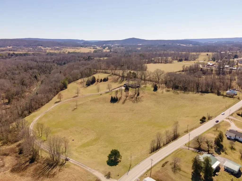 845 Mcminnville Highway Sparta TN 38583
