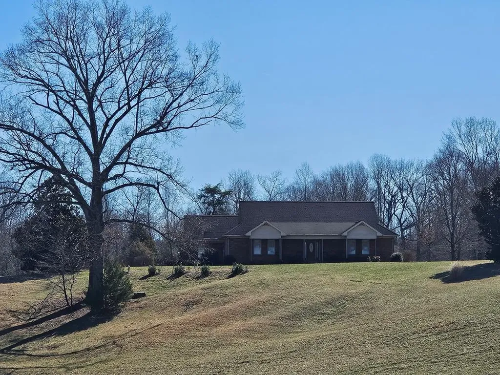 845 Mcminnville Highway Sparta TN 38583