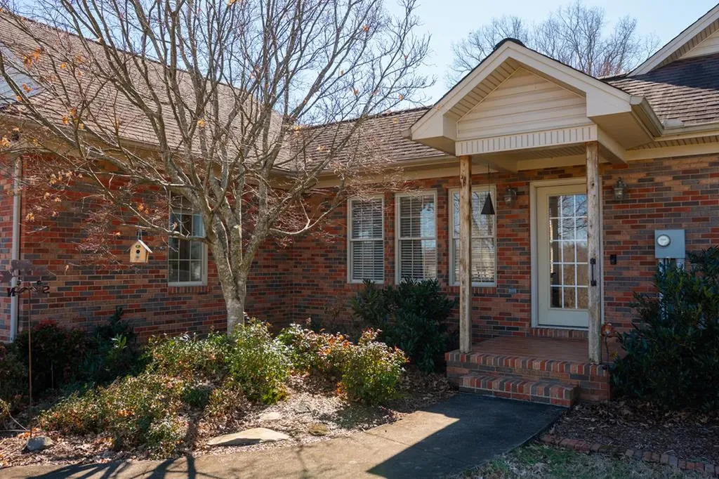 845 Mcminnville Highway Sparta TN 38583