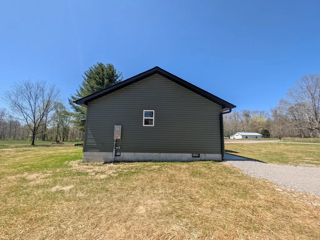 2763 Banner Springs Road Jamestown TN 38556